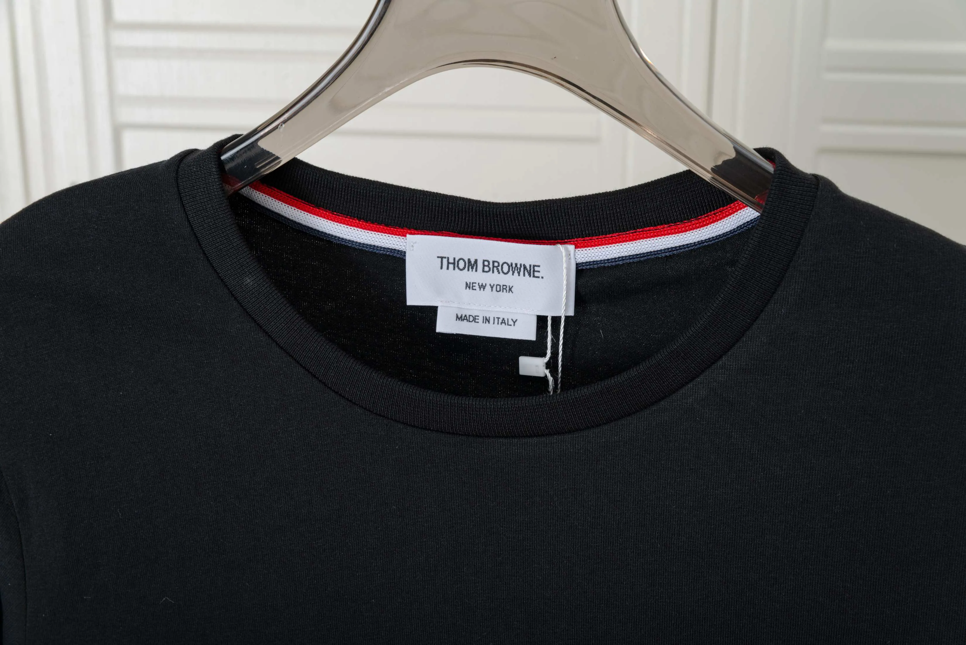 𝑻𝒉𝒐𝒎 𝑩𝒓𝒐𝒘𝒏𝒆 T Breathable + +Authentic Same Style TB ：White/Navy Blue /Gray/Black Size：0/1/2/3/4